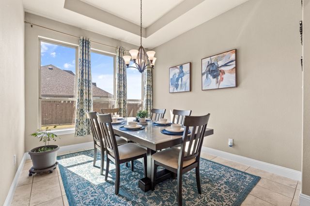 1800 Trotter Trail, Aubrey, TX 76227