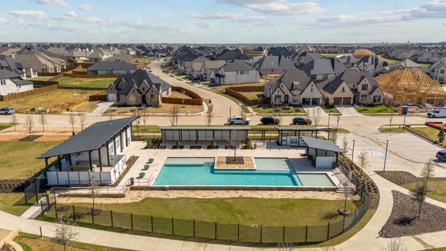 1800 Trotter Trail, Aubrey, TX 76227