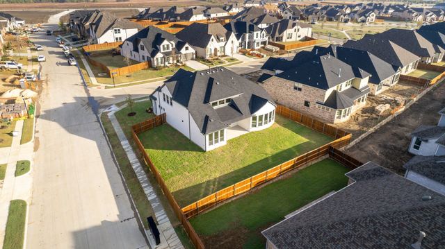 1800 Trotter Trail, Aubrey, TX 76227