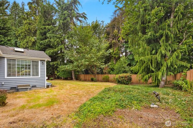 18913 136th Avenue NE, Woodinville, WA 98072