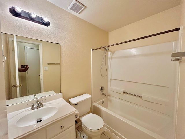 15111 Falmouth Avenue, Houston, TX 77084