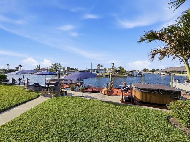 6521 LEESIDE ISLE, Hudson, FL 34667