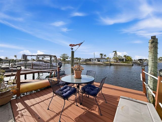 6521 LEESIDE ISLE, Hudson, FL 34667