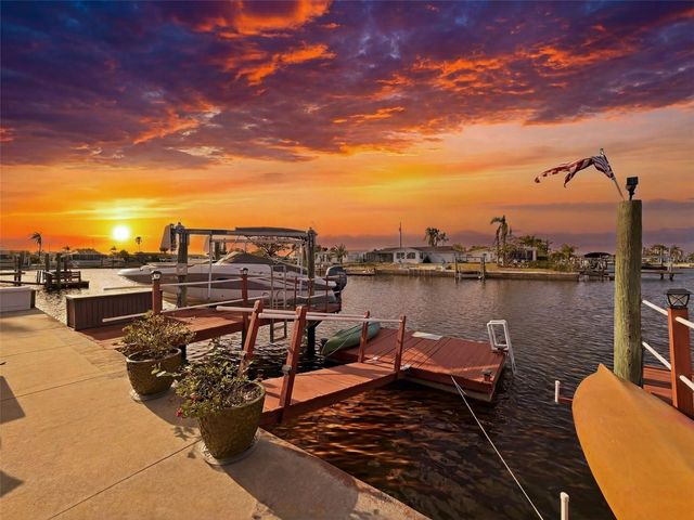 6521 LEESIDE ISLE, Hudson, FL 34667