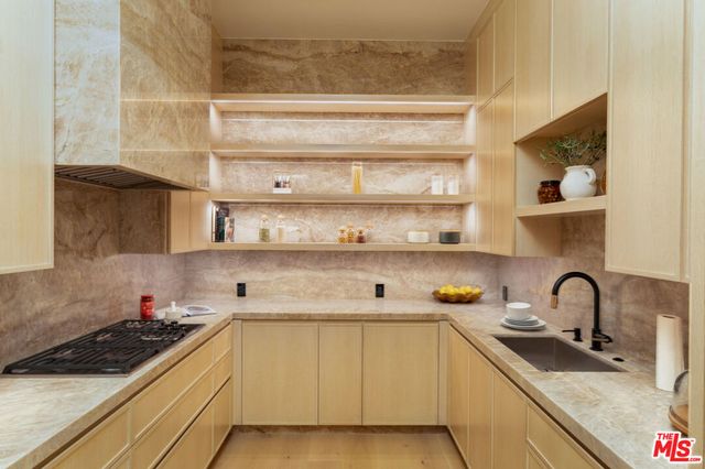 5831 Fitzpatrick Road, Hidden Hills, CA 91302