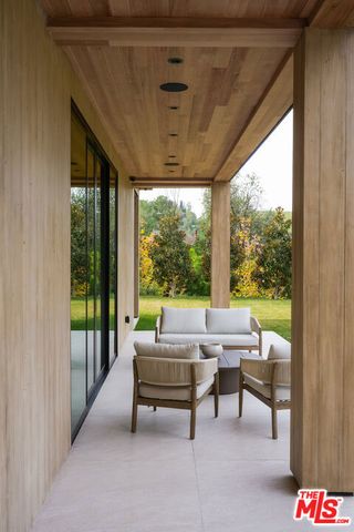 5831 Fitzpatrick Road, Hidden Hills, CA 91302