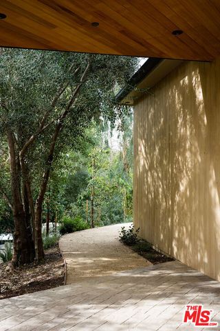 5831 Fitzpatrick Road, Hidden Hills, CA 91302