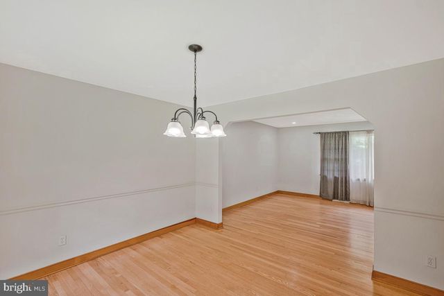 7185 HAWTHORNE RD, La Plata, MD 20646