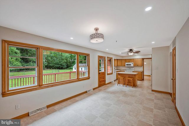 7185 HAWTHORNE RD, La Plata, MD 20646