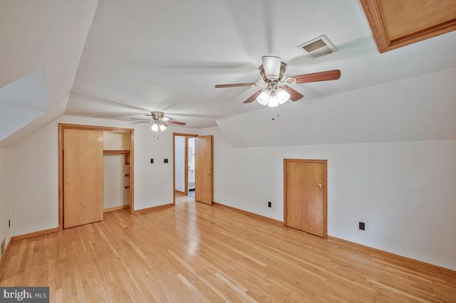 7185 HAWTHORNE RD, La Plata, MD 20646