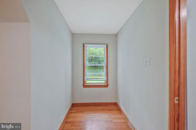 7185 HAWTHORNE RD, La Plata, MD 20646