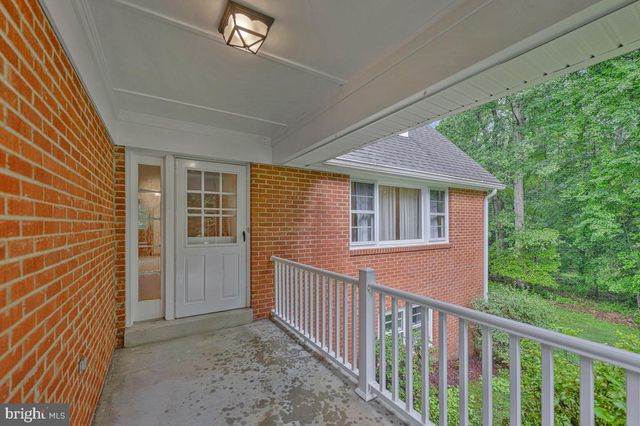7185 HAWTHORNE RD, La Plata, MD 20646