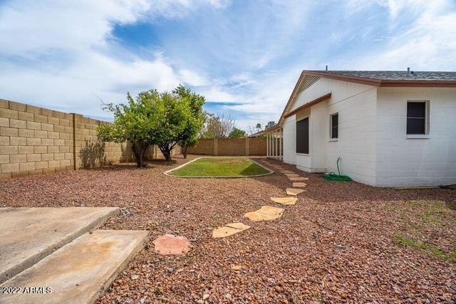 8826 W Diana Avenue, Peoria, AZ 85345