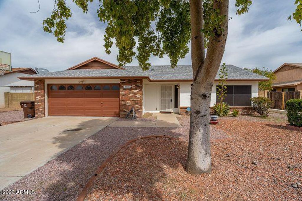 8826 W Diana Avenue, Peoria, AZ 85345