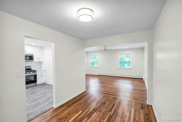 7 Anchorage Road 2, Port Washington, NY 11050