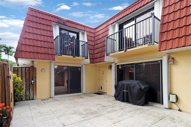 9977 NW 6th Ct 9977, Plantation, FL 33324