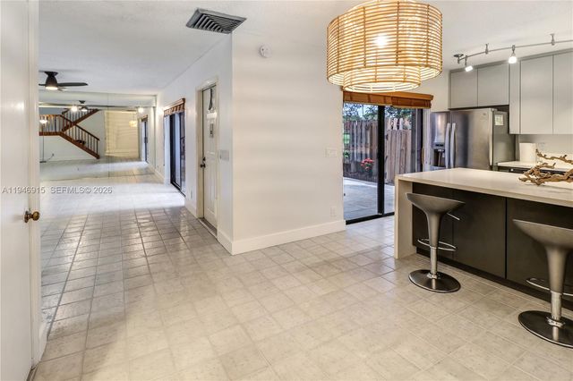 9977 NW 6th Ct 9977, Plantation, FL 33324