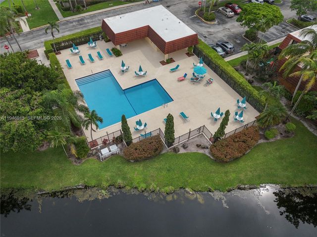 9977 NW 6th Ct 9977, Plantation, FL 33324