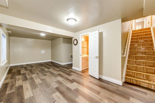 5345 S Flanders Way, Centennial, CO 80015