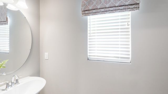 212 Deercroft Drive, Apex, NC 27539