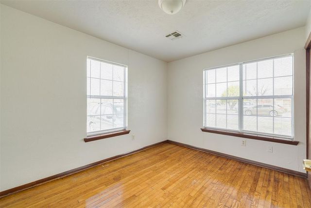1131 Stubbeman Avenue, Norman, OK 73069