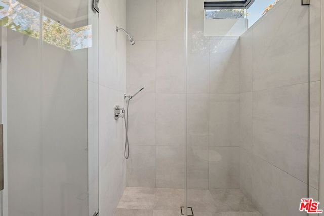 6252 Drexel Avenue, Los Angeles, CA 90048