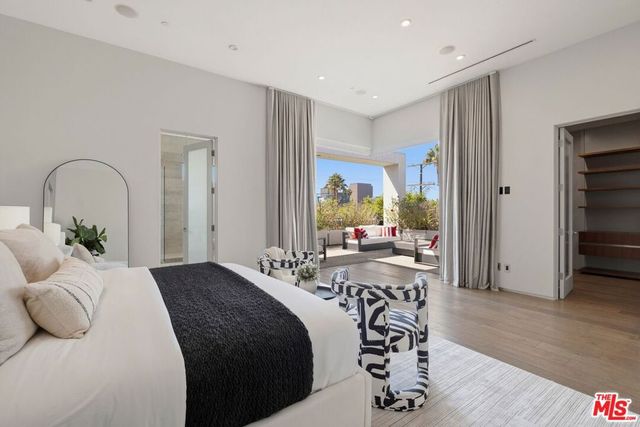6252 Drexel Avenue, Los Angeles, CA 90048