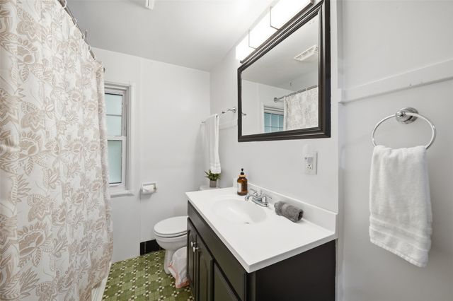 2227 Storm Street, Ames, IA 50014