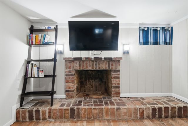 2227 Storm Street, Ames, IA 50014