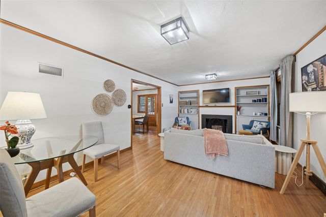 2227 Storm Street, Ames, IA 50014