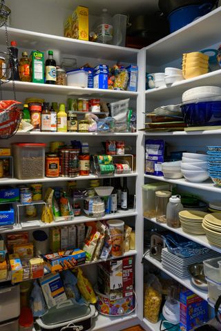 19679 Midland Drive, Redding, CA 96003