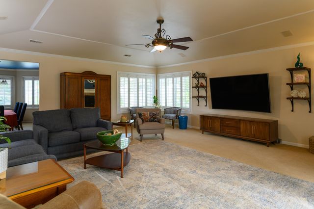 19679 Midland Drive, Redding, CA 96003