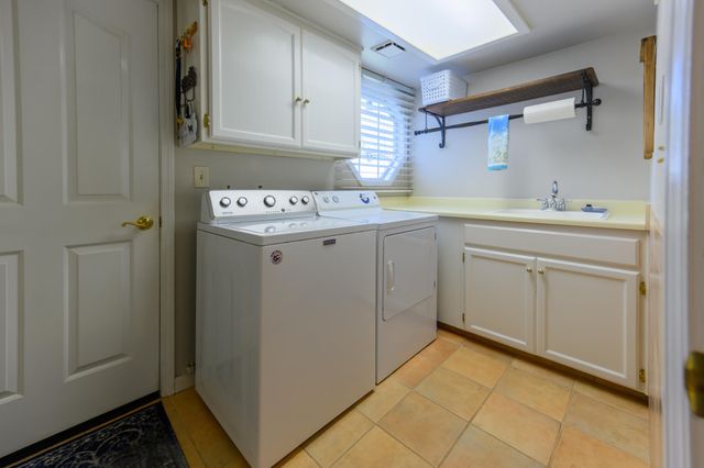 19679 Midland Drive, Redding, CA 96003