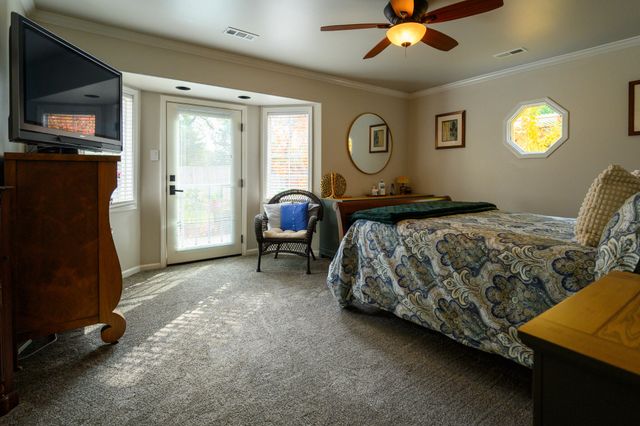 19679 Midland Drive, Redding, CA 96003