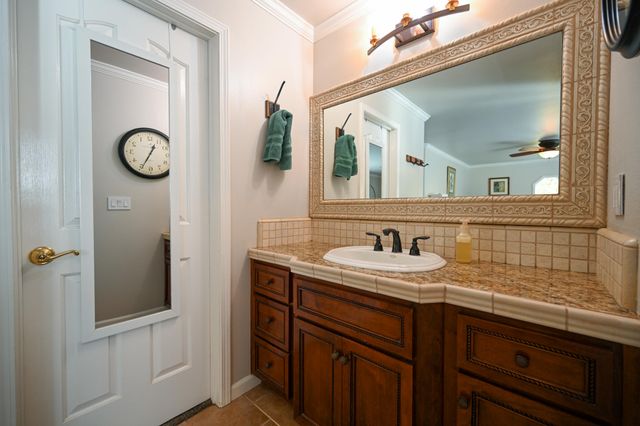 19679 Midland Drive, Redding, CA 96003