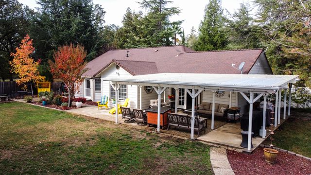 19679 Midland Drive, Redding, CA 96003