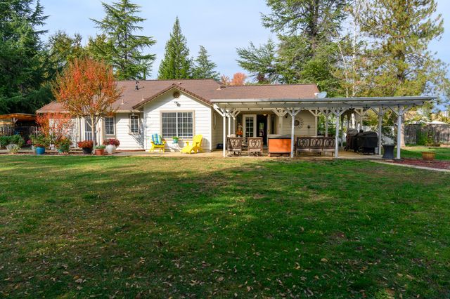 19679 Midland Drive, Redding, CA 96003