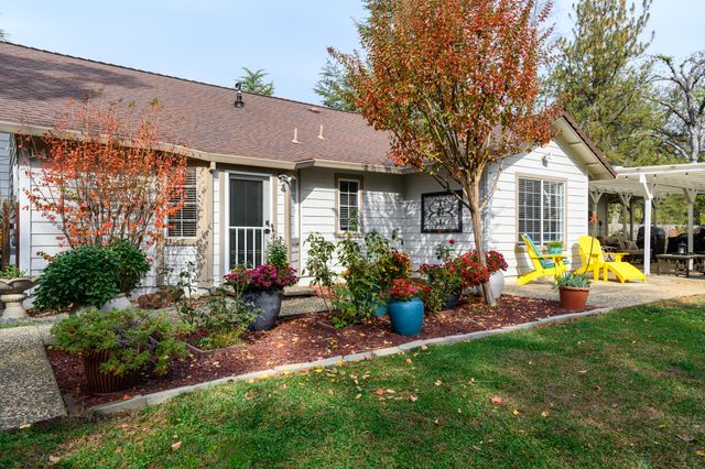 19679 Midland Drive, Redding, CA 96003