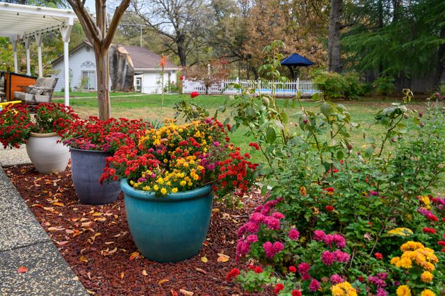 19679 Midland Drive, Redding, CA 96003