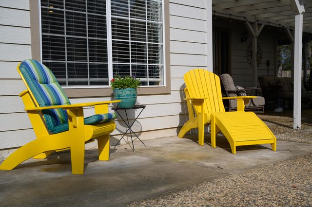 19679 Midland Drive, Redding, CA 96003