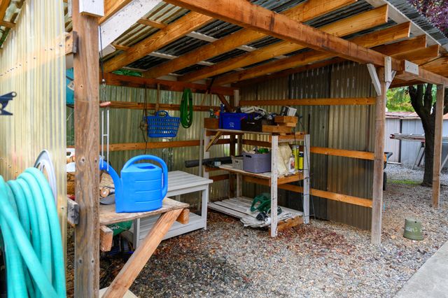 19679 Midland Drive, Redding, CA 96003