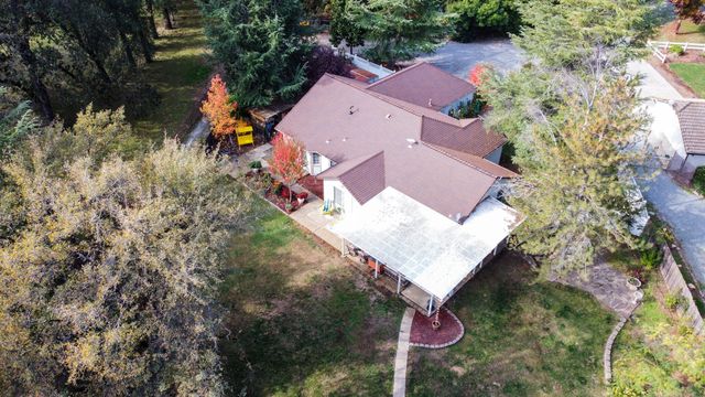 19679 Midland Drive, Redding, CA 96003
