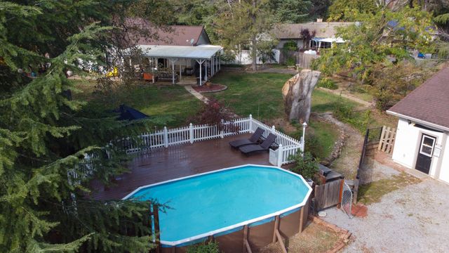 19679 Midland Drive, Redding, CA 96003