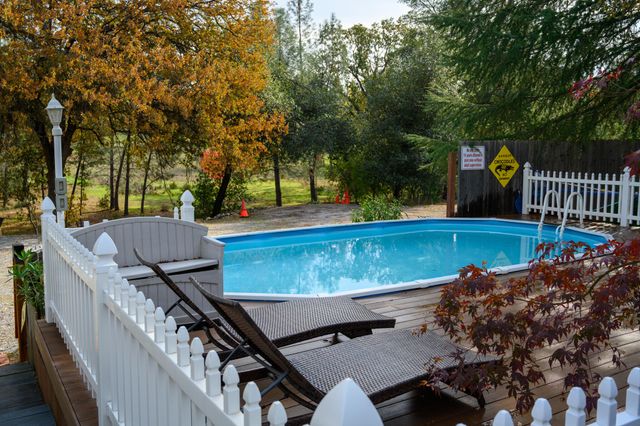 19679 Midland Drive, Redding, CA 96003