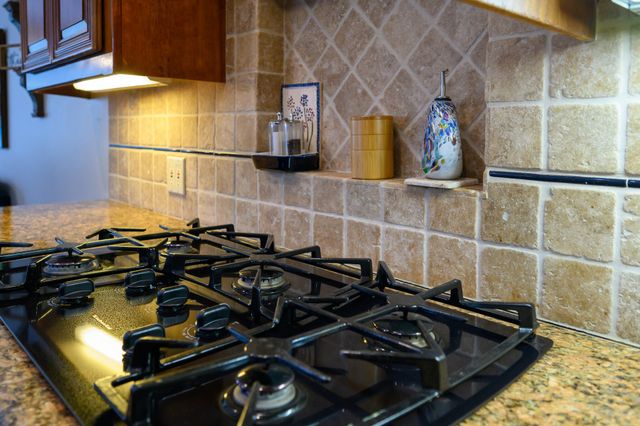 19679 Midland Drive, Redding, CA 96003