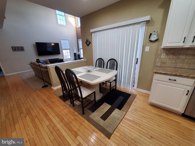 529 GLEN MEADOW RD, Richboro, PA 18954