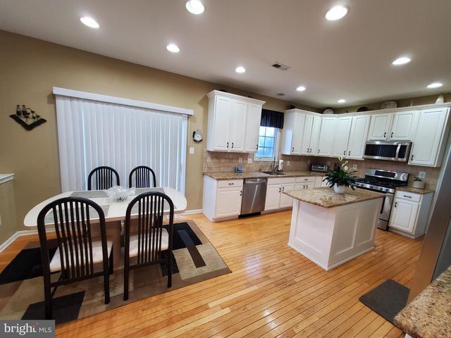 529 GLEN MEADOW RD, Richboro, PA 18954