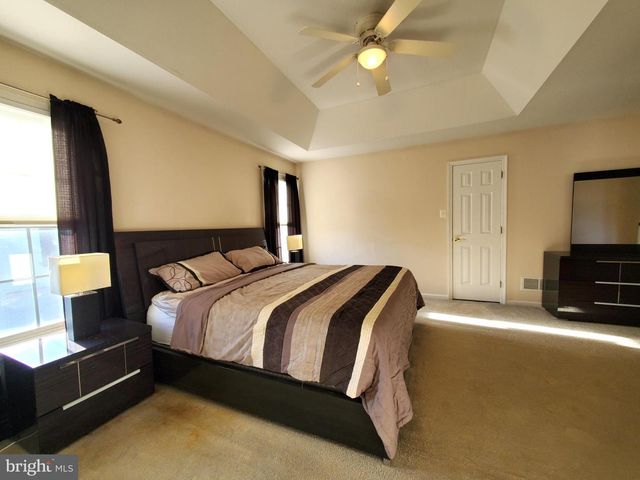 529 GLEN MEADOW RD, Richboro, PA 18954