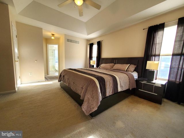 529 GLEN MEADOW RD, Richboro, PA 18954