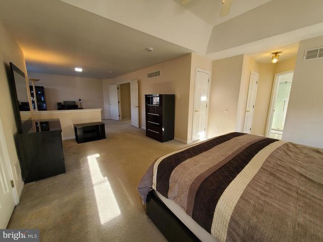 529 GLEN MEADOW RD, Richboro, PA 18954